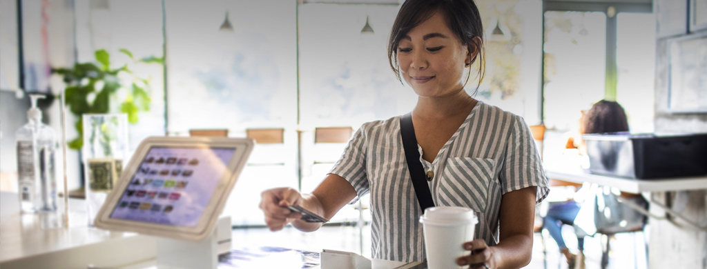 Balancing Tradition with Innovation: Navigating the Rise of Contactless Hospitality